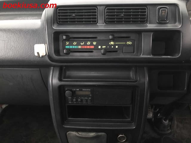 2000 Daihatsu Hijet JDM car for sale — photo 17 of 22