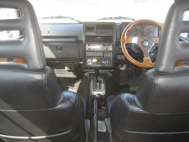 1992 Suzuki Jimny JDM car for sale — photo 4 of 12