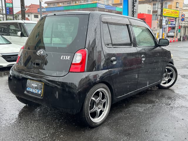 2009 Daihatsu Esse JDM car for sale — photo 4 of 24