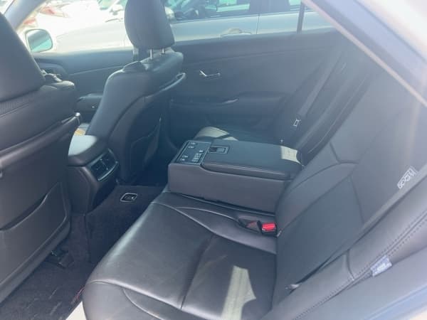 2008 Toyota Crown JDM car for sale — photo 5 of 6