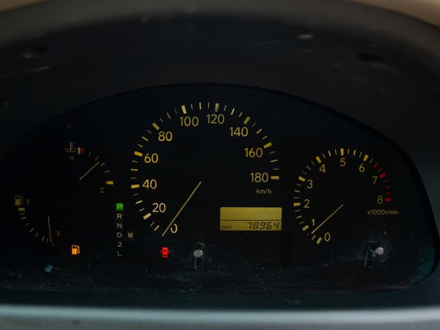 1999 Toyota Harrier JDM car for sale — photo 16 of 16