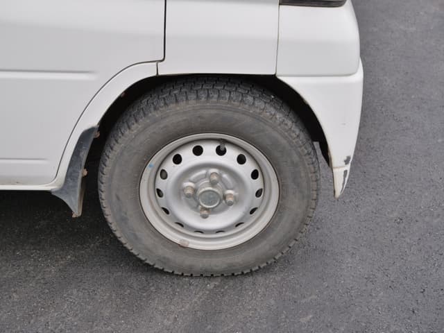 2002 Mitsubishi Minicab JDM car for sale — photo 24 of 25