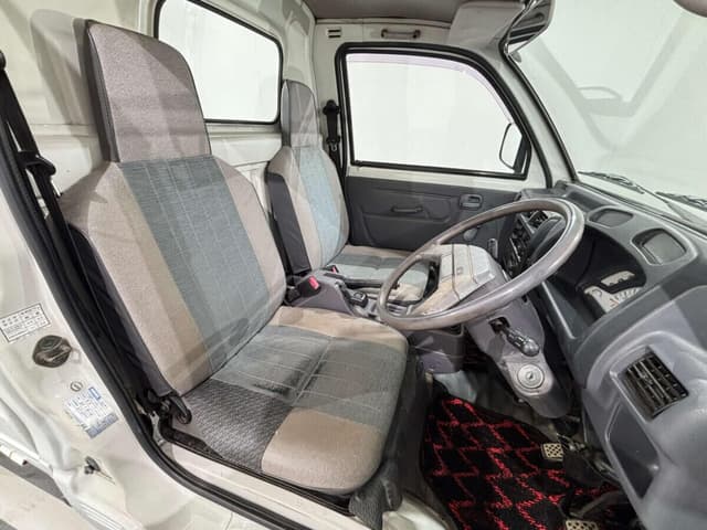 1997 Mitsubishi Minicab JDM car for sale — photo 10 of 25