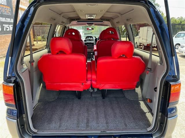 1997 Mitsubishi Delica JDM car for sale — photo 18 of 19