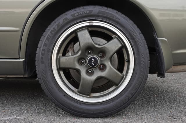1992 Nissan Skyline JDM car for sale — photo 21 of 25