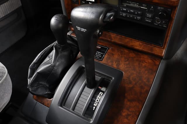 1995 Nissan Safari JDM car for sale — photo 15 of 25