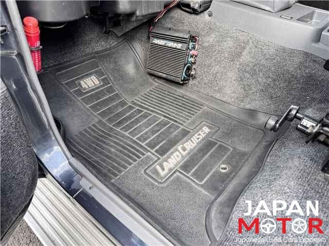 1996 Toyota Land Cruiser JDM car for sale — photo 9 of 14
