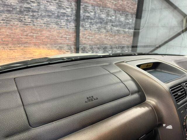 1999 Toyota Altezza JDM car for sale — photo 5 of 12