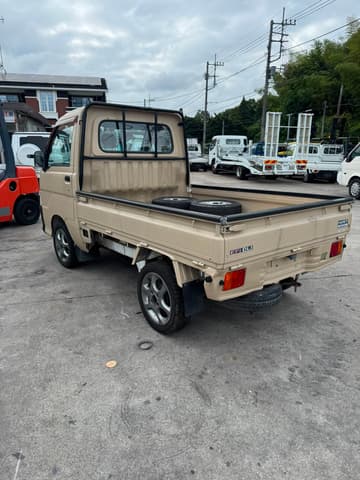 2000 Daihatsu Hijet JDM car for sale — photo 4 of 9
