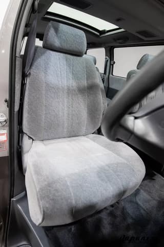 1996 Toyota Granvia JDM car for sale — photo 13 of 25