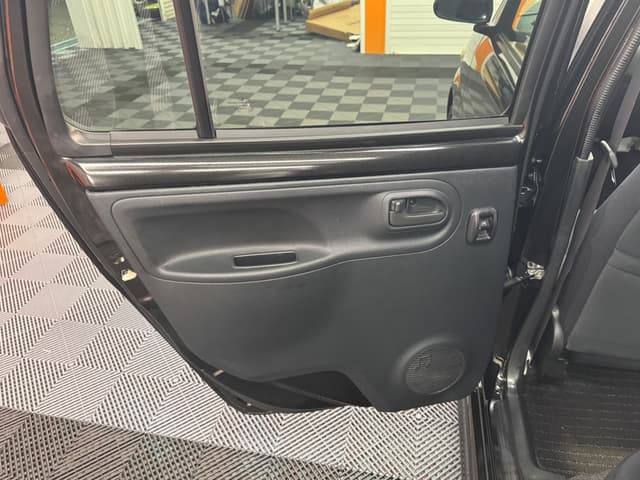 2010 Daihatsu Esse JDM car for sale — photo 18 of 25