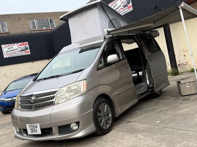 2005 Toyota Alphard JDM car for sale — photo 2 of 25