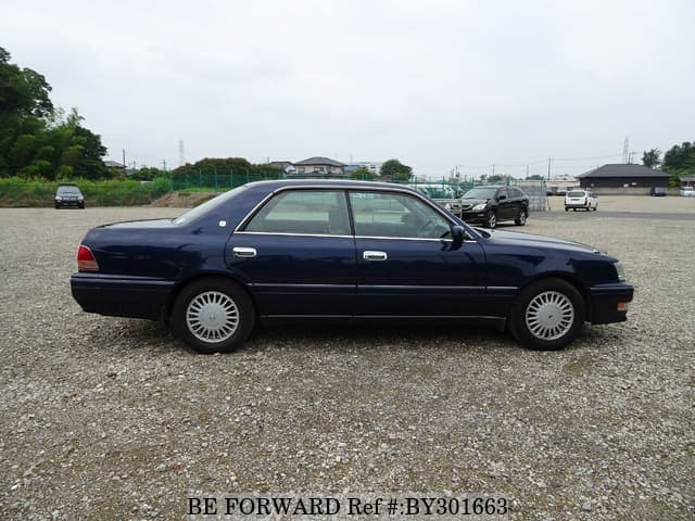 1999 Toyota Crown JDM car for sale — photo 6 of 25