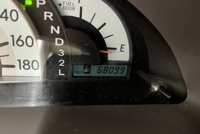 2007 Toyota Raum JDM car for sale — photo 8 of 25