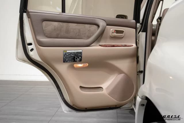 2001 Toyota Land Cruiser JDM car for sale — photo 21 of 25