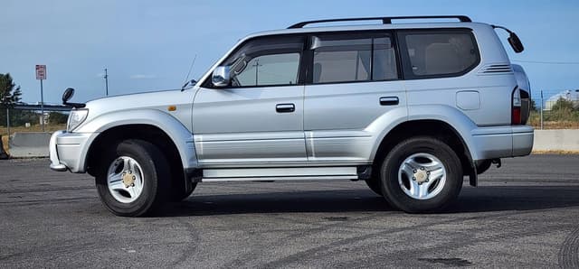 2001 Toyota Land Cruiser Prado JDM car for sale — photo 4 of 25