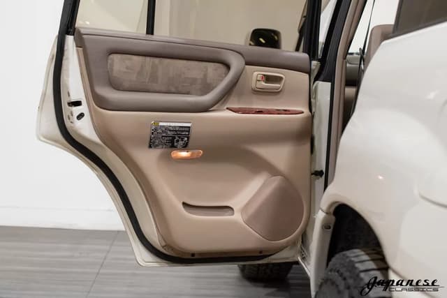 2000 Toyota Land Cruiser JDM car for sale — photo 20 of 25