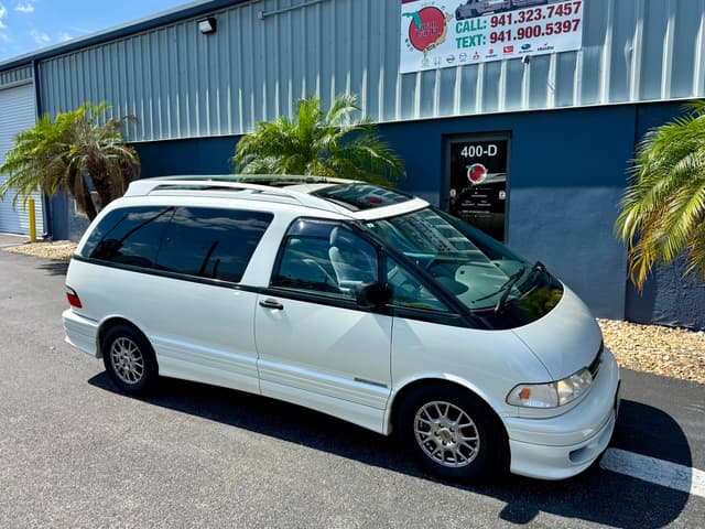 1998 Toyota Estima JDM car for sale — photo 10 of 23