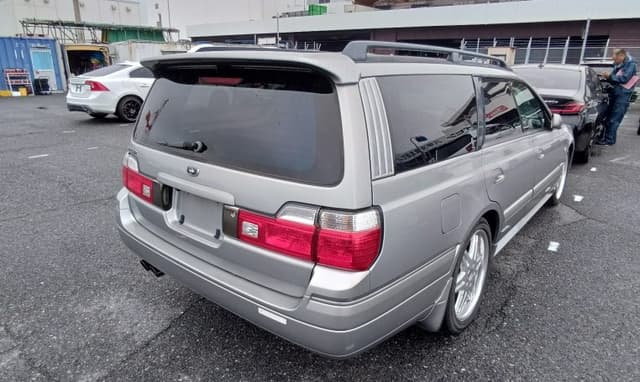 1999 Nissan Stagea JDM car for sale — photo 3 of 25