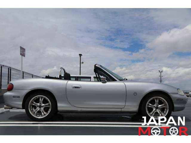 1998 Mazda Roadster (Eunos Roadster / MX-5) JDM car for sale — photo 5 of 8