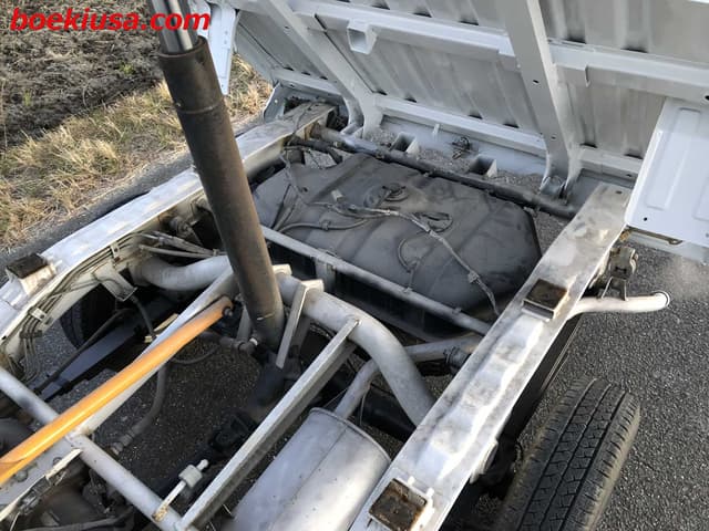 1997 Mitsubishi Minicab JDM car for sale — photo 5 of 24