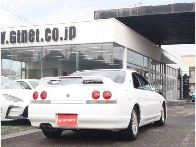 1997 Nissan Skyline JDM car for sale — photo 2 of 12