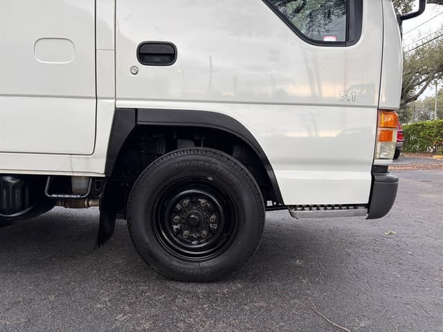 2000 Isuzu Elf JDM car for sale — photo 12 of 20
