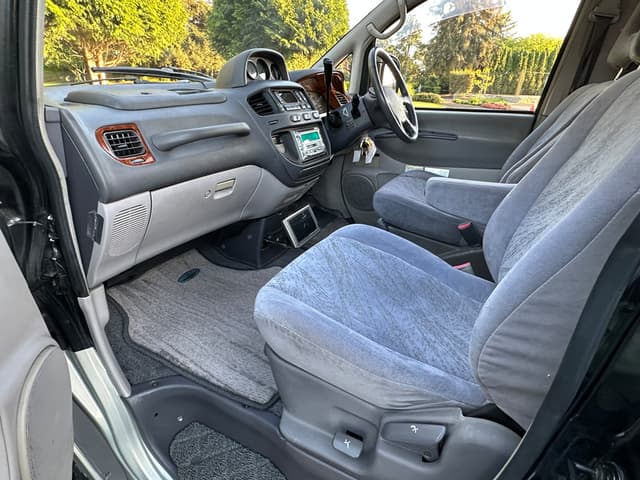 1994 Mitsubishi Delica JDM car for sale — photo 19 of 22