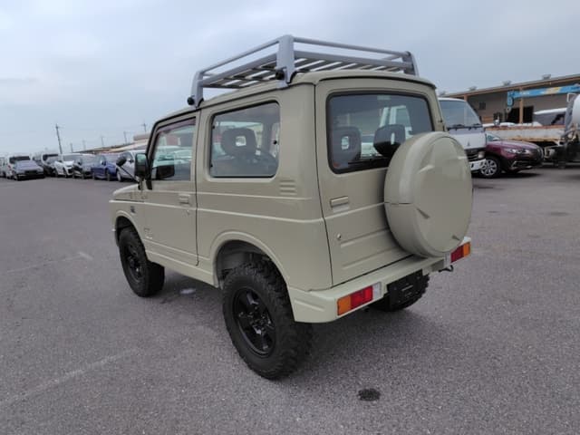 1996 Suzuki Jimny JDM car for sale — photo 3 of 20
