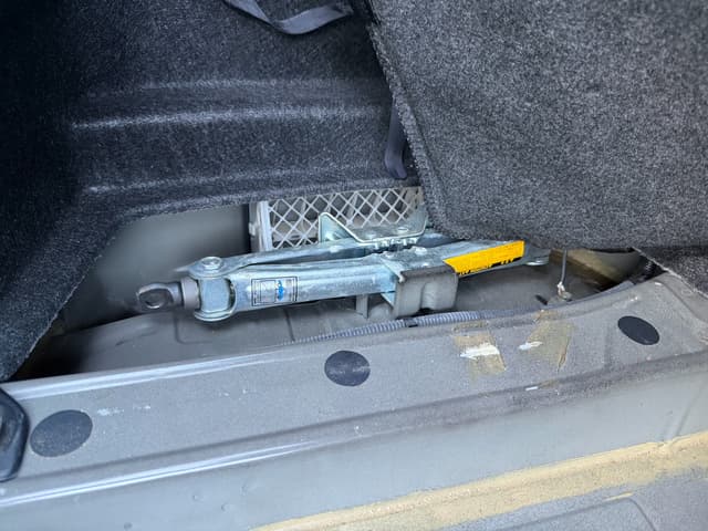 2001 Toyota Aristo JDM car for sale — photo 24 of 25