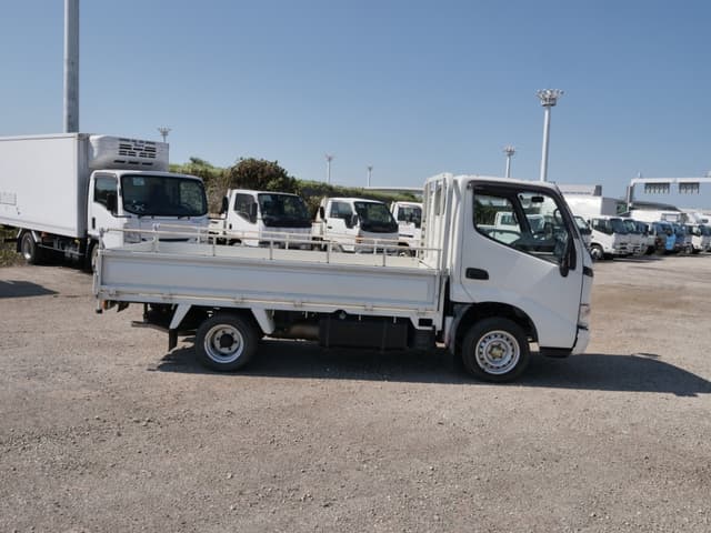 2001 Toyota Toyoace JDM car for sale — photo 4 of 25