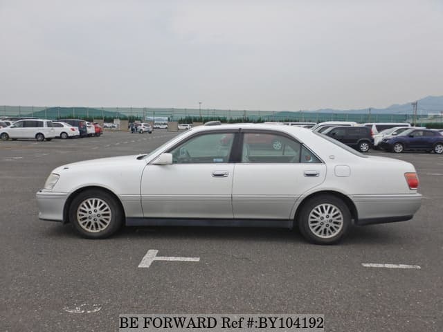 2000 Toyota Crown JDM car for sale — photo 2 of 25