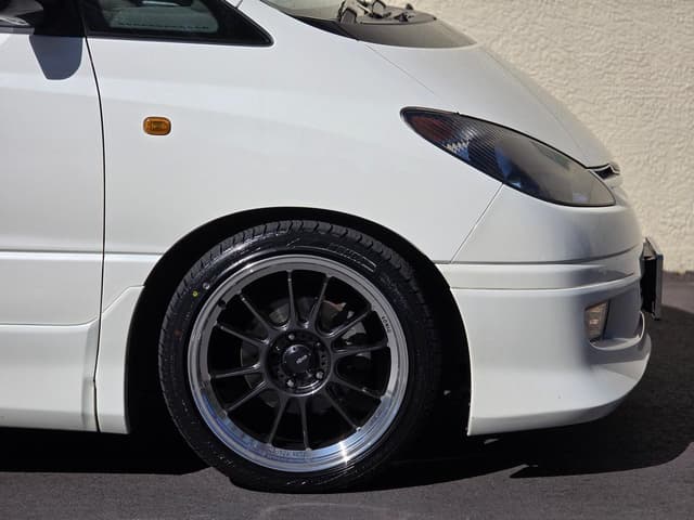 2000 Toyota Estima JDM car for sale — photo 23 of 25
