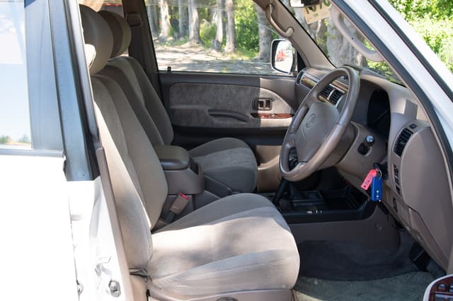 2001 Toyota Land Cruiser Prado JDM car for sale — photo 12 of 15