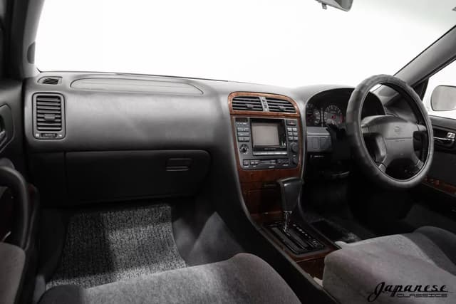 1996 Nissan Cedric JDM car for sale — photo 9 of 25