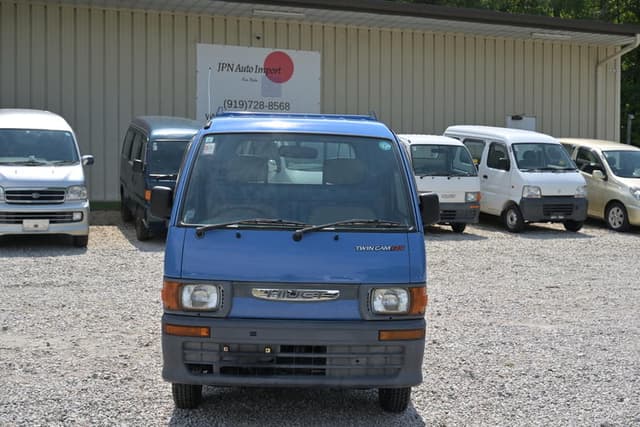 1996 Daihatsu Hijet JDM car for sale — photo 2 of 2