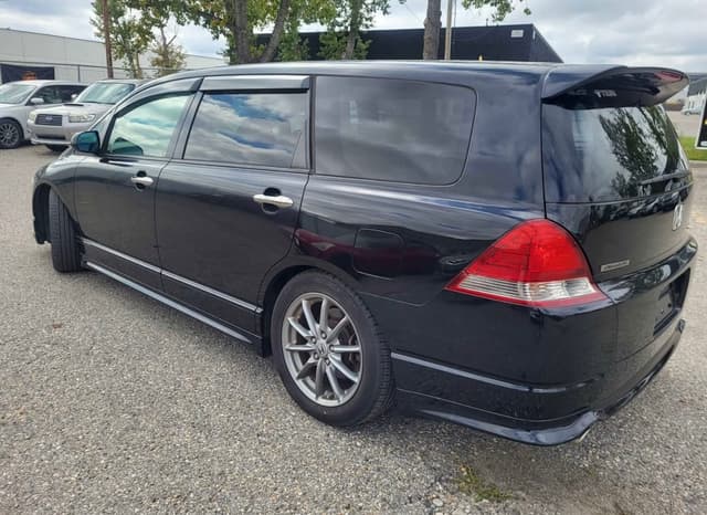 2004 Honda Odyssey JDM car for sale — photo 5 of 10