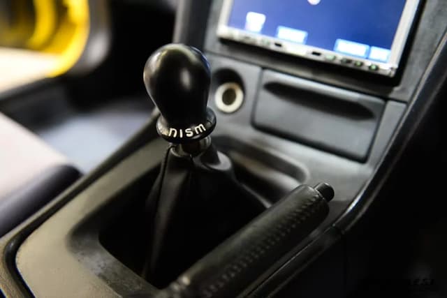 1998 Nissan Skyline JDM car for sale — photo 11 of 25
