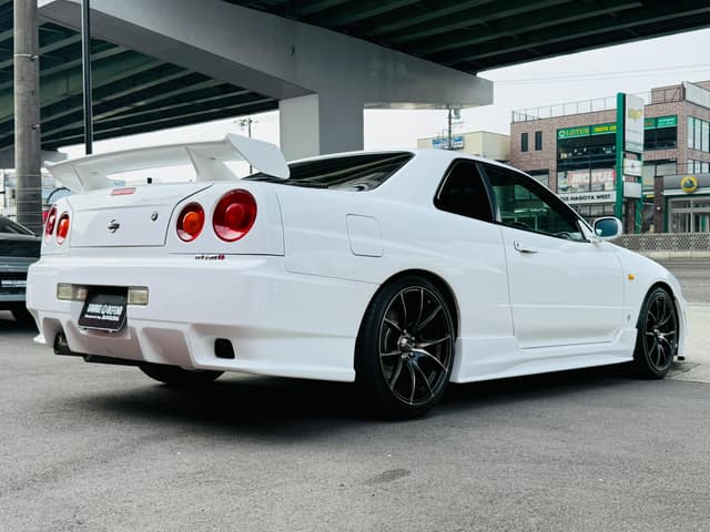 1999 Nissan Skyline JDM car for sale — photo 23 of 25