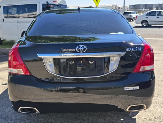 2012 Toyota Majesta JDM car for sale — photo 6 of 19
