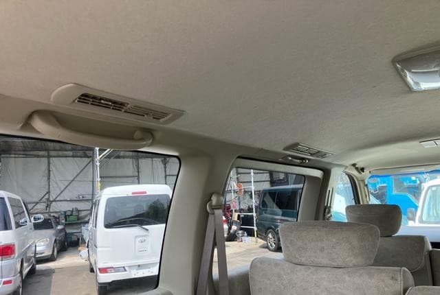 2003 Nissan Elgrand JDM car for sale — photo 12 of 25