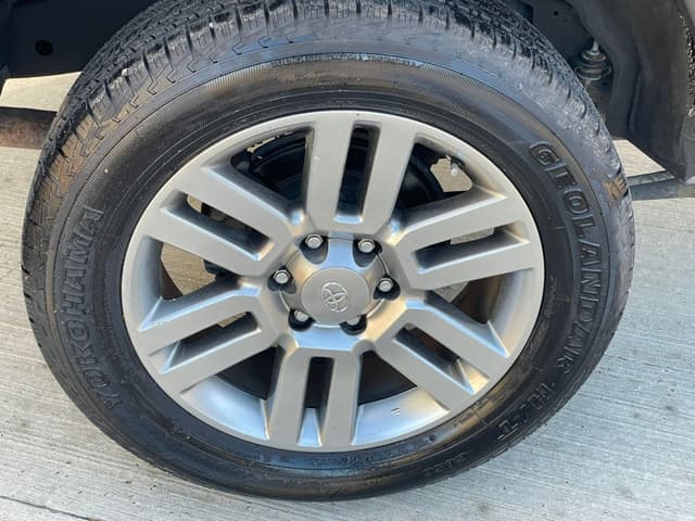2012 Toyota Fj Cruiser JDM car for sale — photo 12 of 25