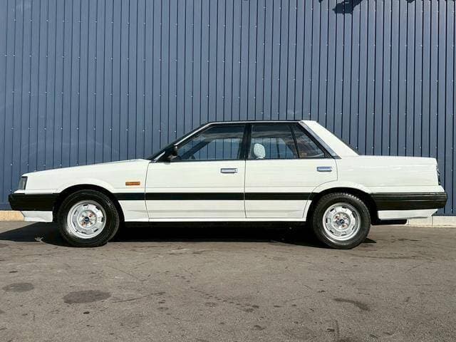 1985 Nissan Skyline JDM car for sale — photo 8 of 13