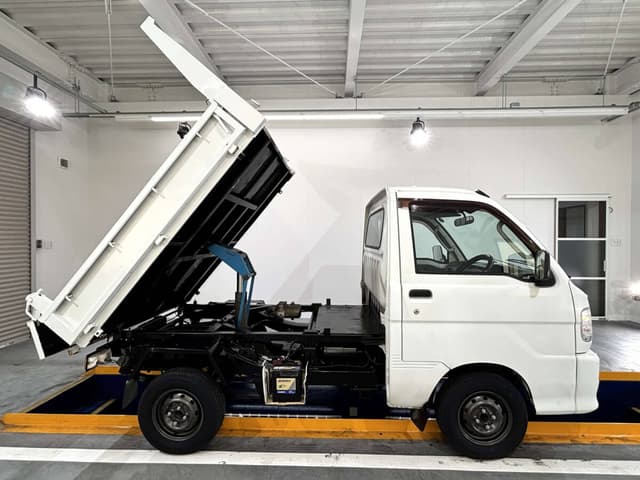 2001 Daihatsu Hijet JDM car for sale — photo 7 of 25