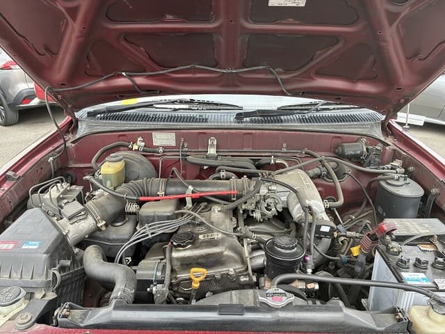 1997 Toyota Hilux Surf JDM car for sale — photo 6 of 6