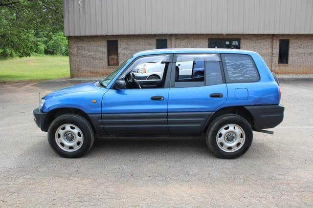 1996 Toyota RAV4 JDM car for sale — photo 10 of 22
