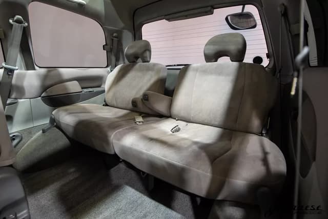 1997 Mitsubishi Delica JDM car for sale — photo 18 of 25