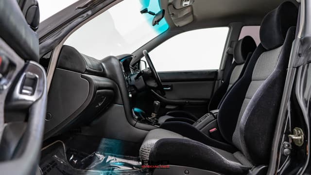 2001 Subaru Legacy JDM car for sale — photo 18 of 25