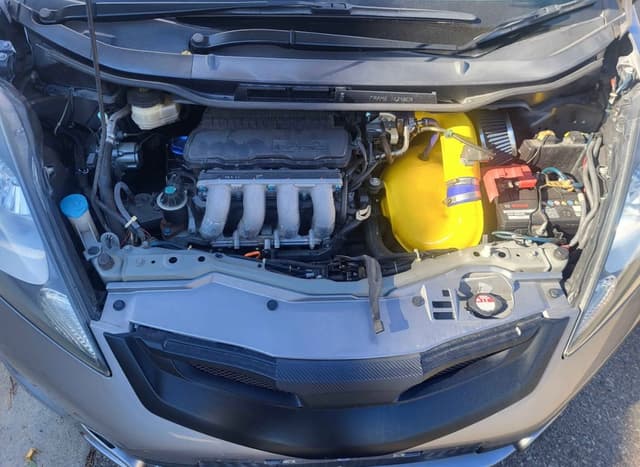 2009 Honda Fit JDM car for sale — photo 12 of 12
