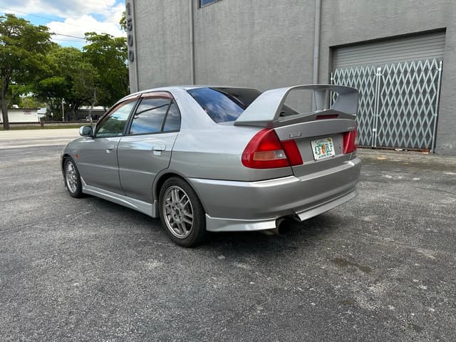 1996 Mitsubishi Lancer Evolution JDM car for sale — photo 7 of 25